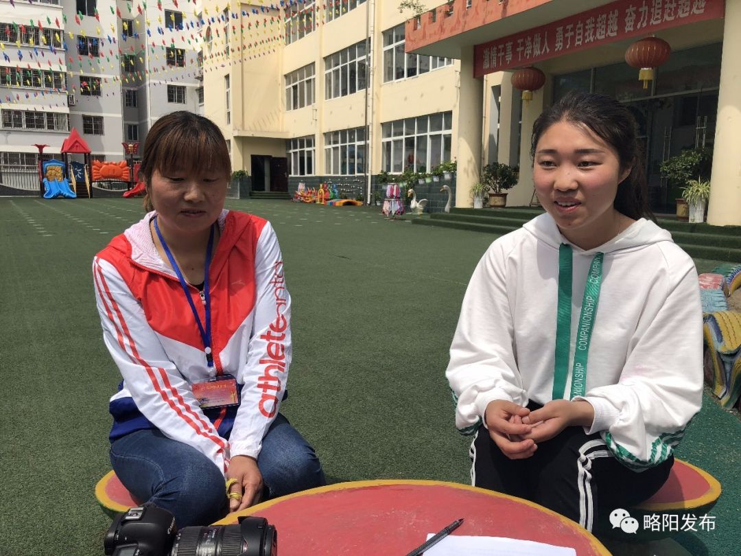 略阳这女子,让人佩服!